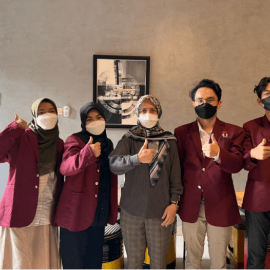 Sosialisasi Tindakan Pencegahan Breaching bagi Pelaku UMKM di Pasar Kordon Bandung