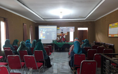 Revitalisasi Desa Ciheulang Melalui Pelatihan Digitalisasi Desain Canva bagi Ibu PKKdi Desa Ciheulang