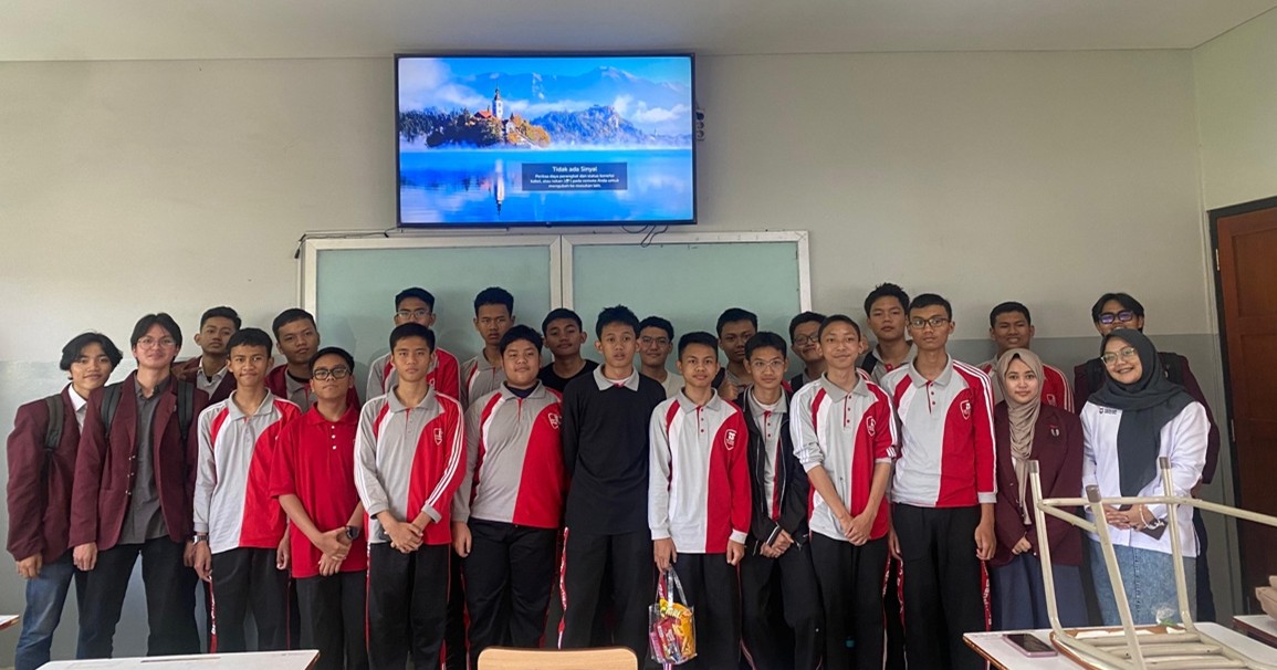 Workshop Data Entry dan Spreadsheet Dasar untuk Siswa SMK Telkom Bandung Workshop Data Entry dan Spreadsheet Dasar untuk Siswa SMK Telkom Bandung