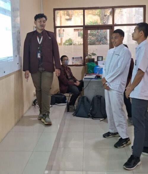 Membangun Keterampilan Digital Pelajar SMA Pasundan 1 Bandung Melalui Pelatihan Microsoft Excel